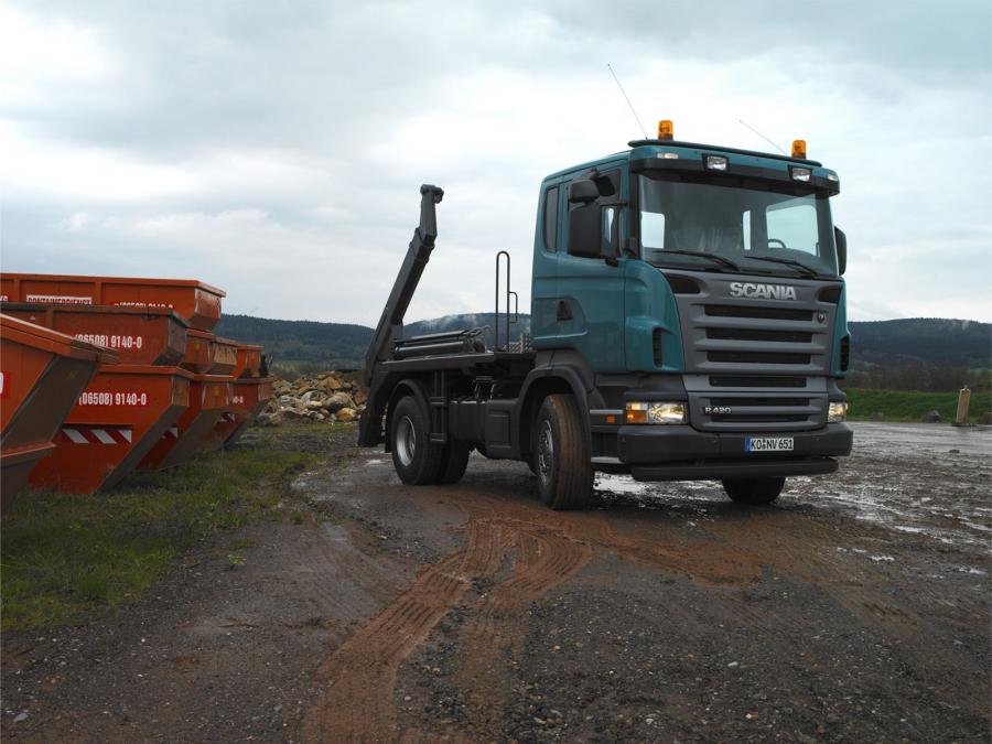  Scania R420 4x2 Skiploader 2004 года  (фото 1 из 1)